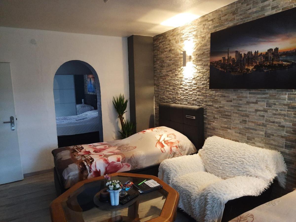 Joys Ferienwohnung Oberhausen  Dış mekan fotoğraf